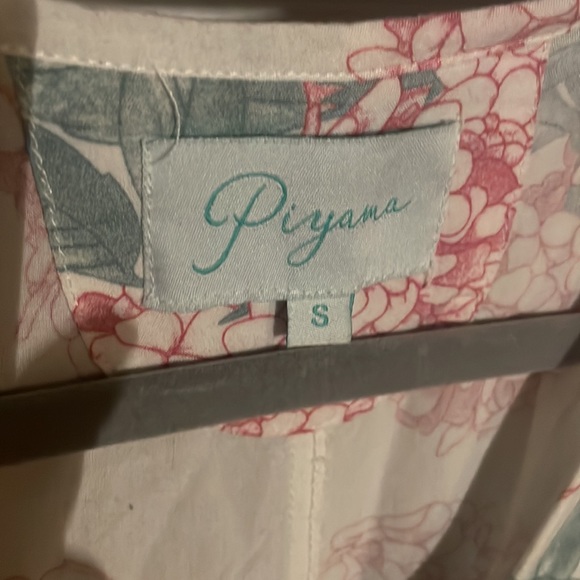 Flower onsie - Picture 2 of 4